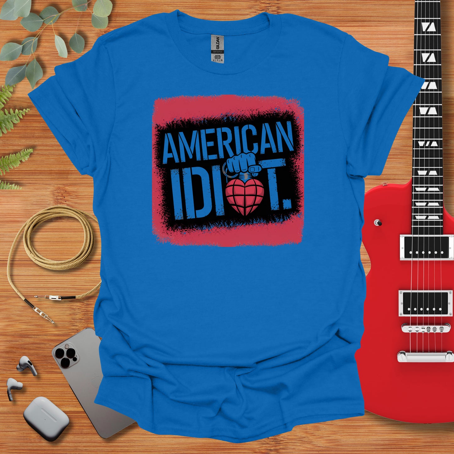 a blue shirt with the words american idiot on it