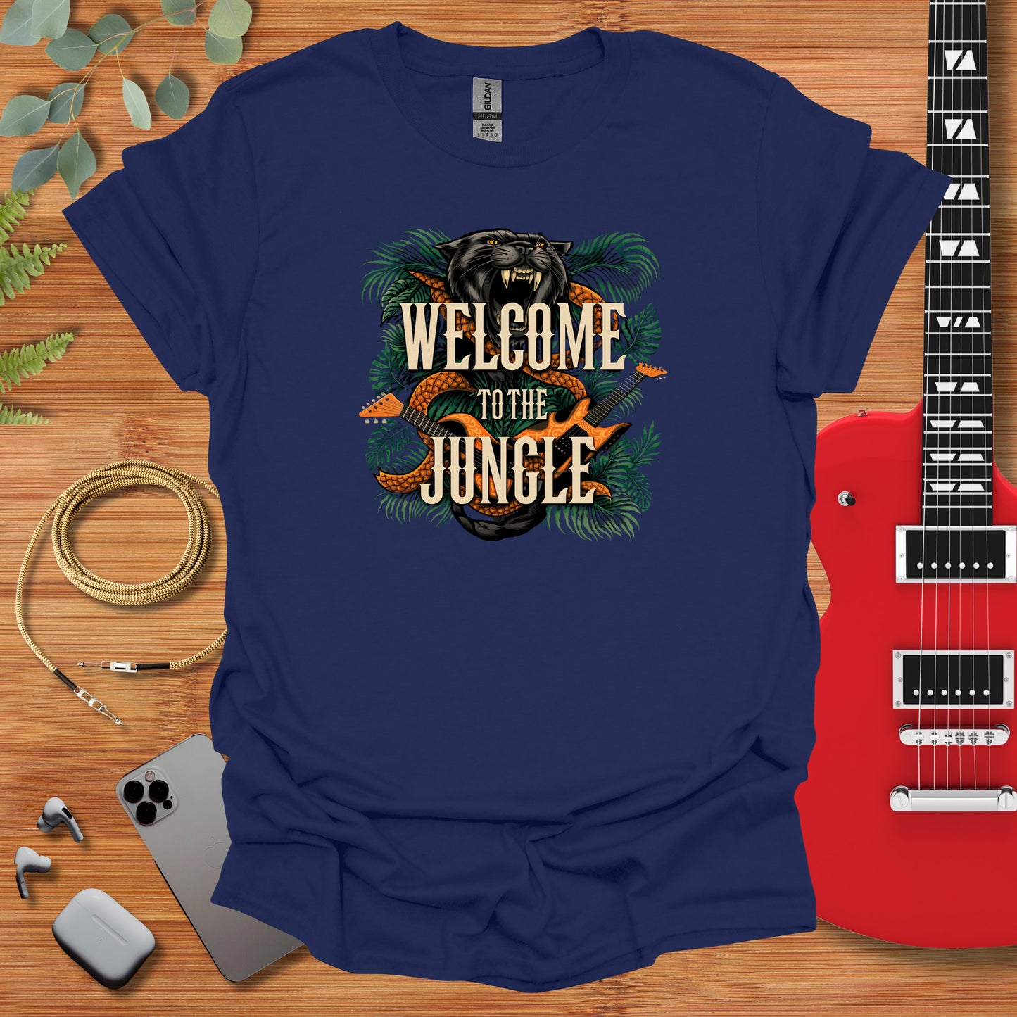 a t - shirt that says welcome to the jungle